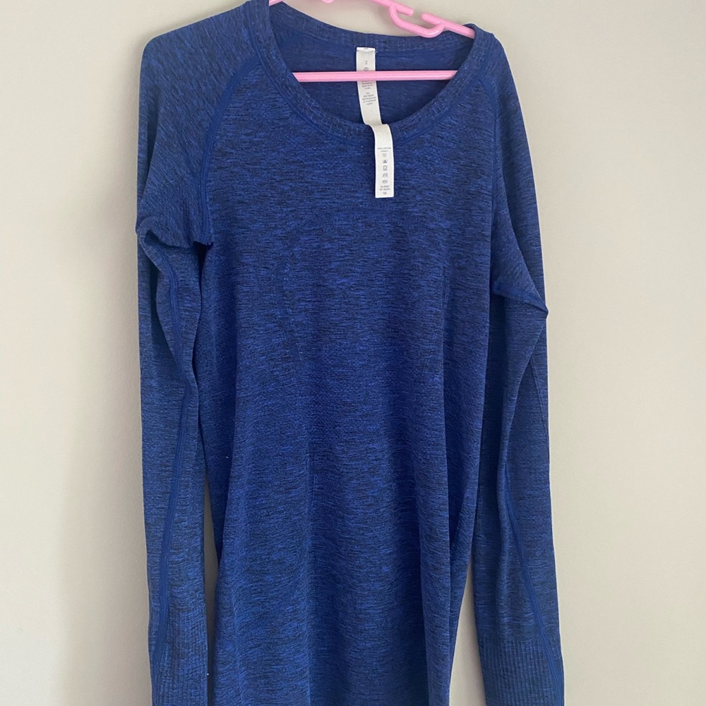 Blue long sleeve lululemon shirt